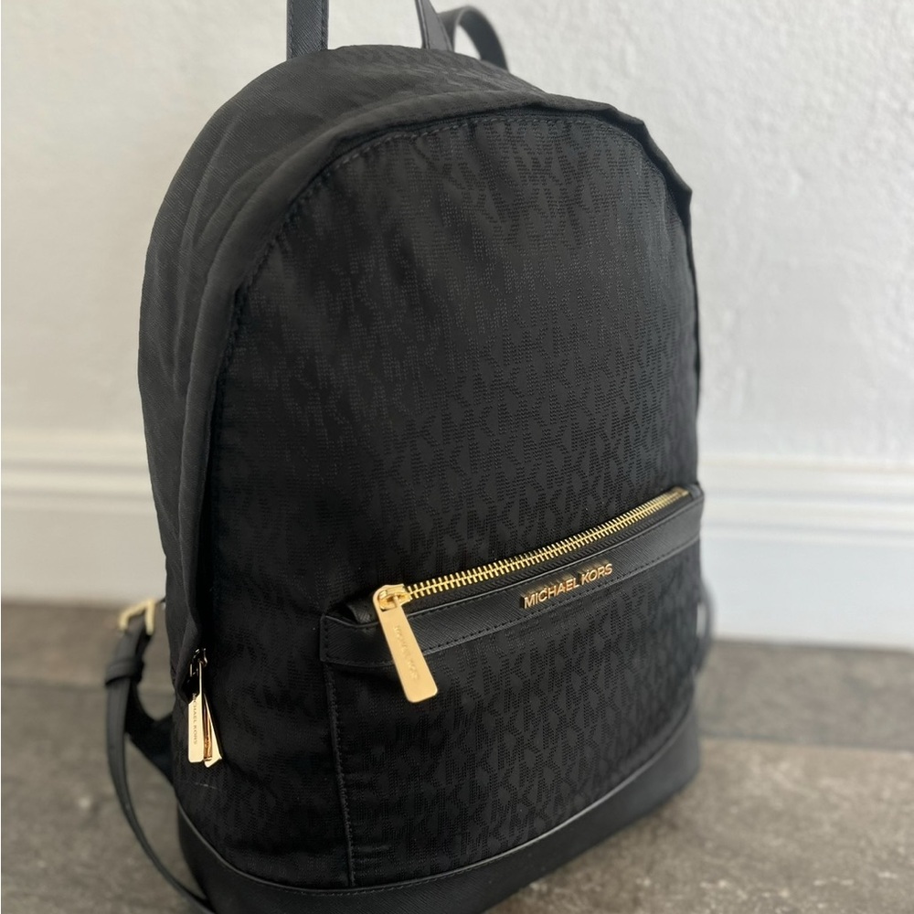 NEW Michael Kors Black Backpack in great condition